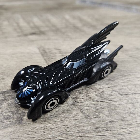 Hot Wheels Batman Forever Batmobile DC Comics Diecast 1/64 Mattel Loose Toy Car - Picture 1 of 6